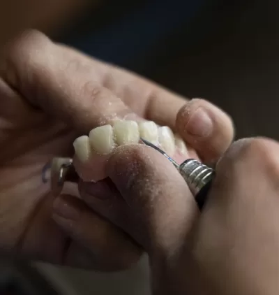 How to fix Broken Dentures